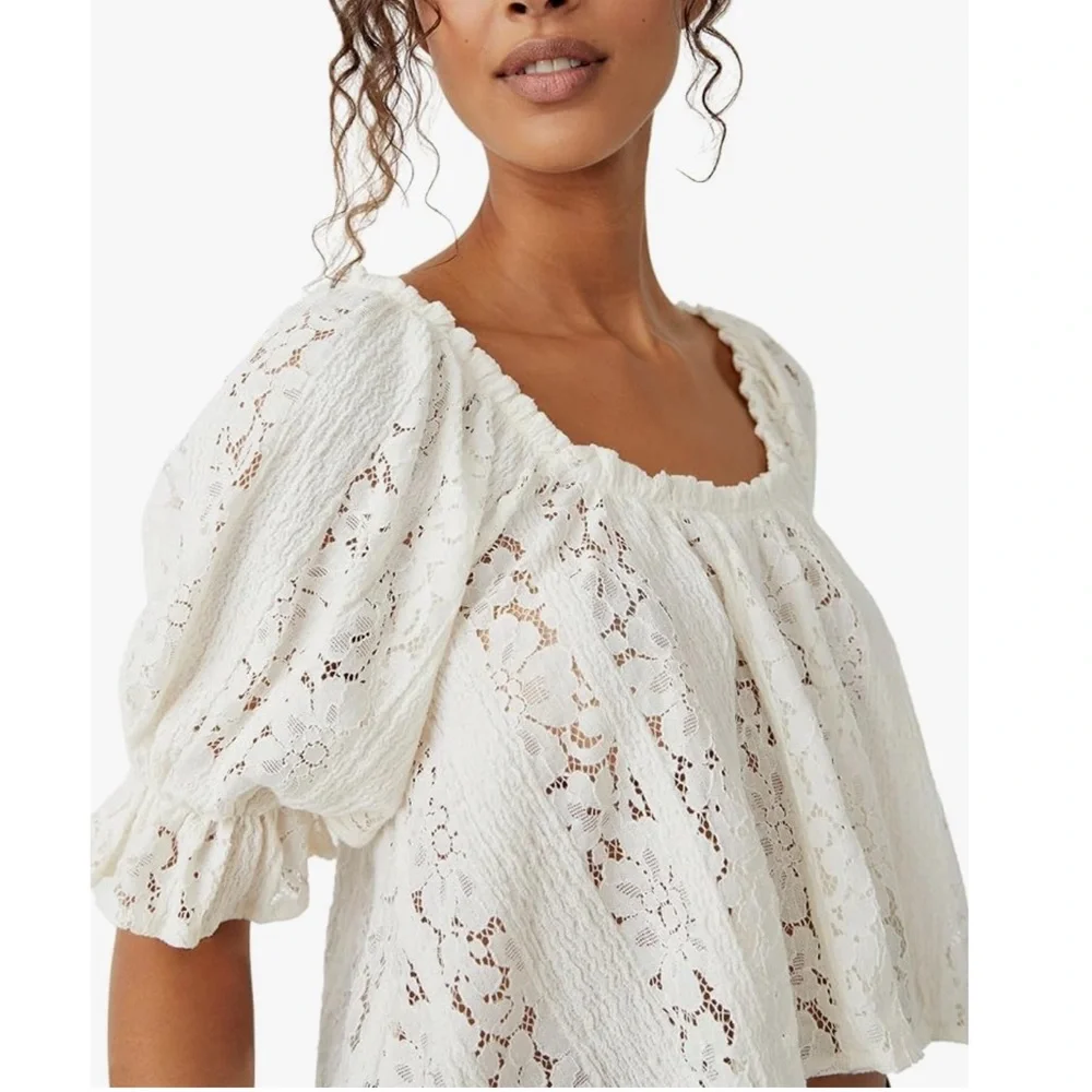 8. NWOT FREE PEOPLE “Stacey” Ivory Lace Cropped Peasant Top